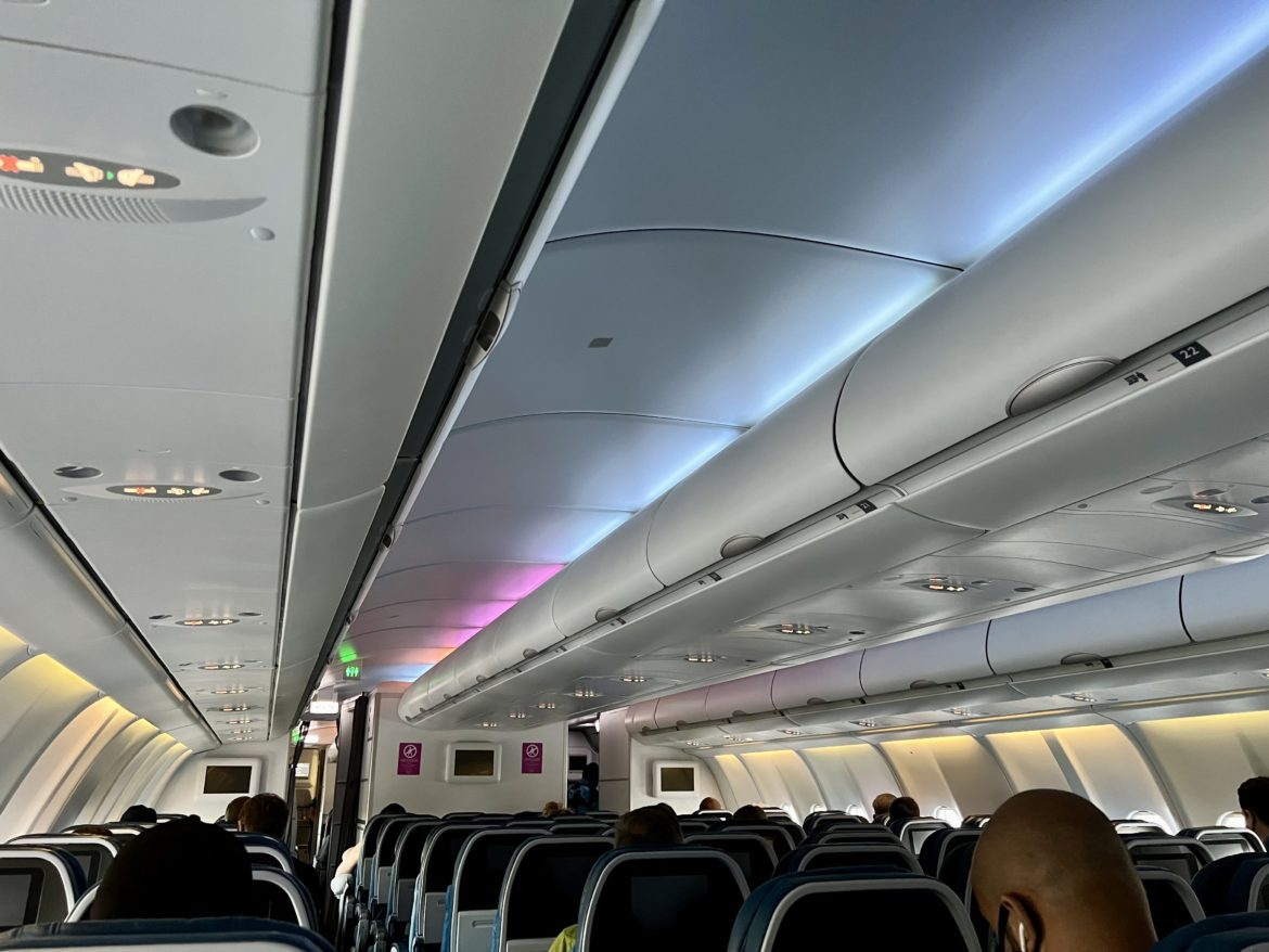 Flight Review: Hawaiian Airlines A330-200 Economy Class HNL-MCO - Your ...