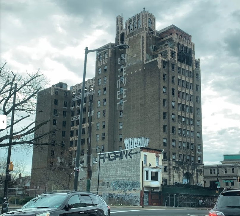 a building with graffiti on it