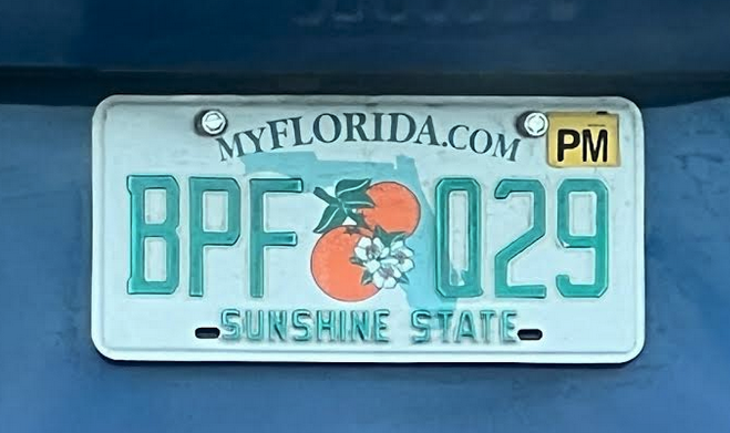 a license plate on a car