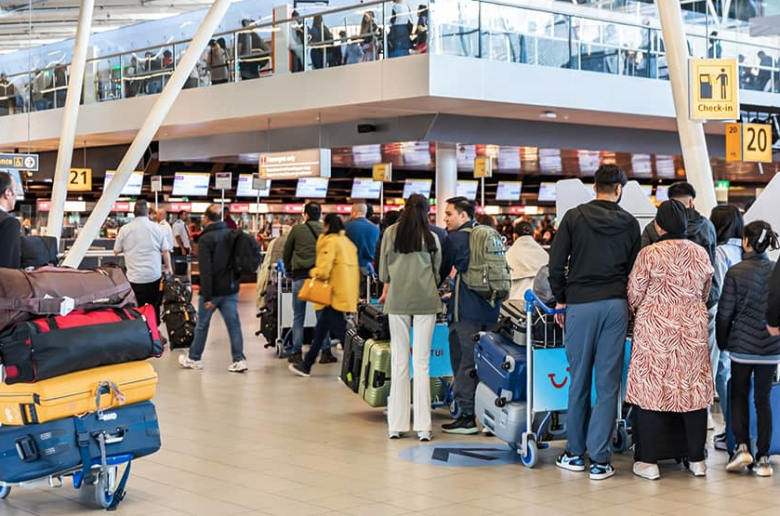 Airport Etiquette: Line-Cutting Dilemma Unfolds