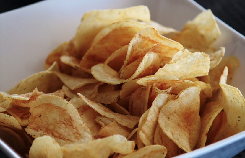 a bowl of potato chips