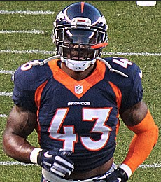 a football player in a uniform