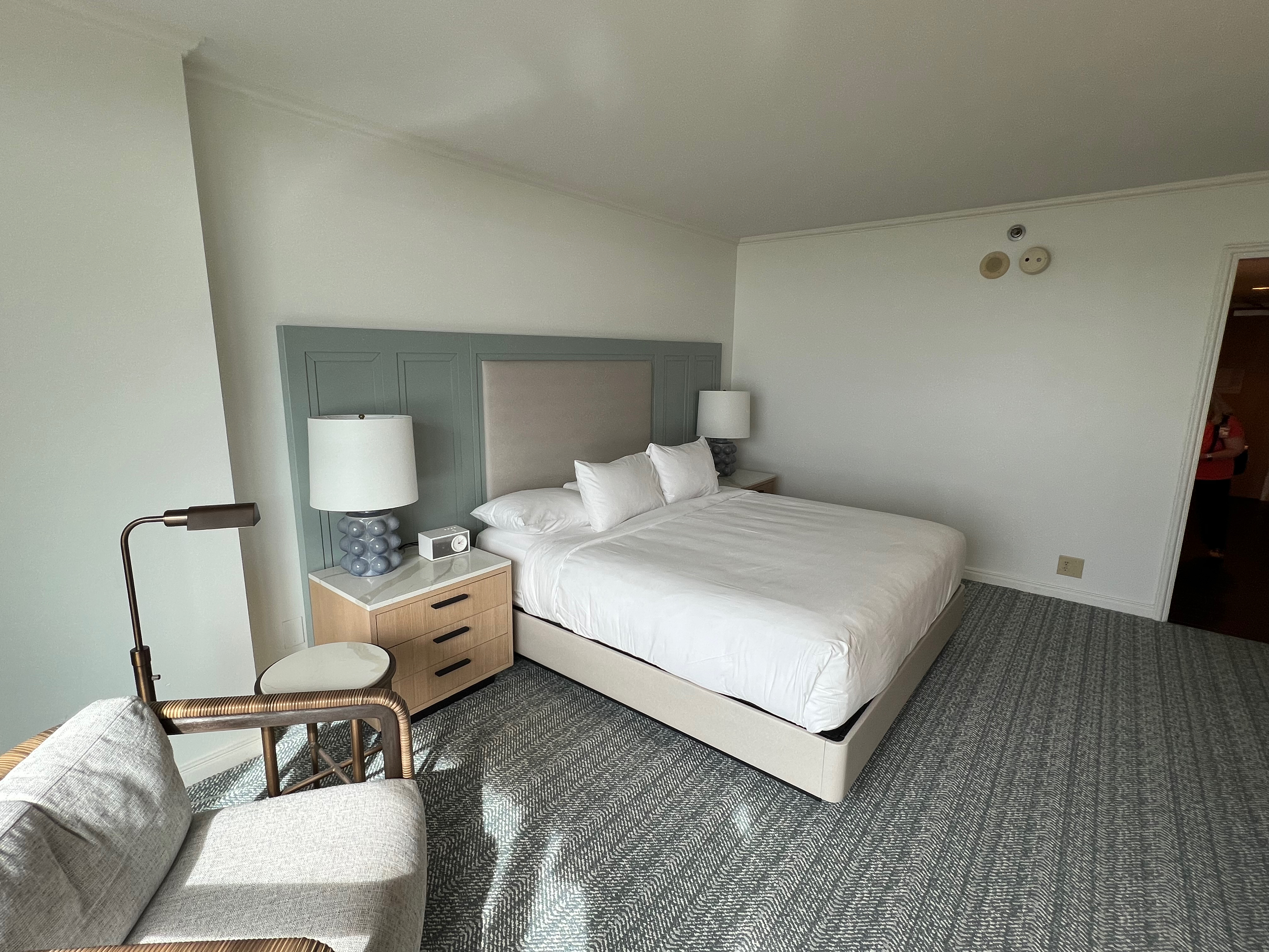 King bed in the guest room at the Grand Hyatt Tampa Bay