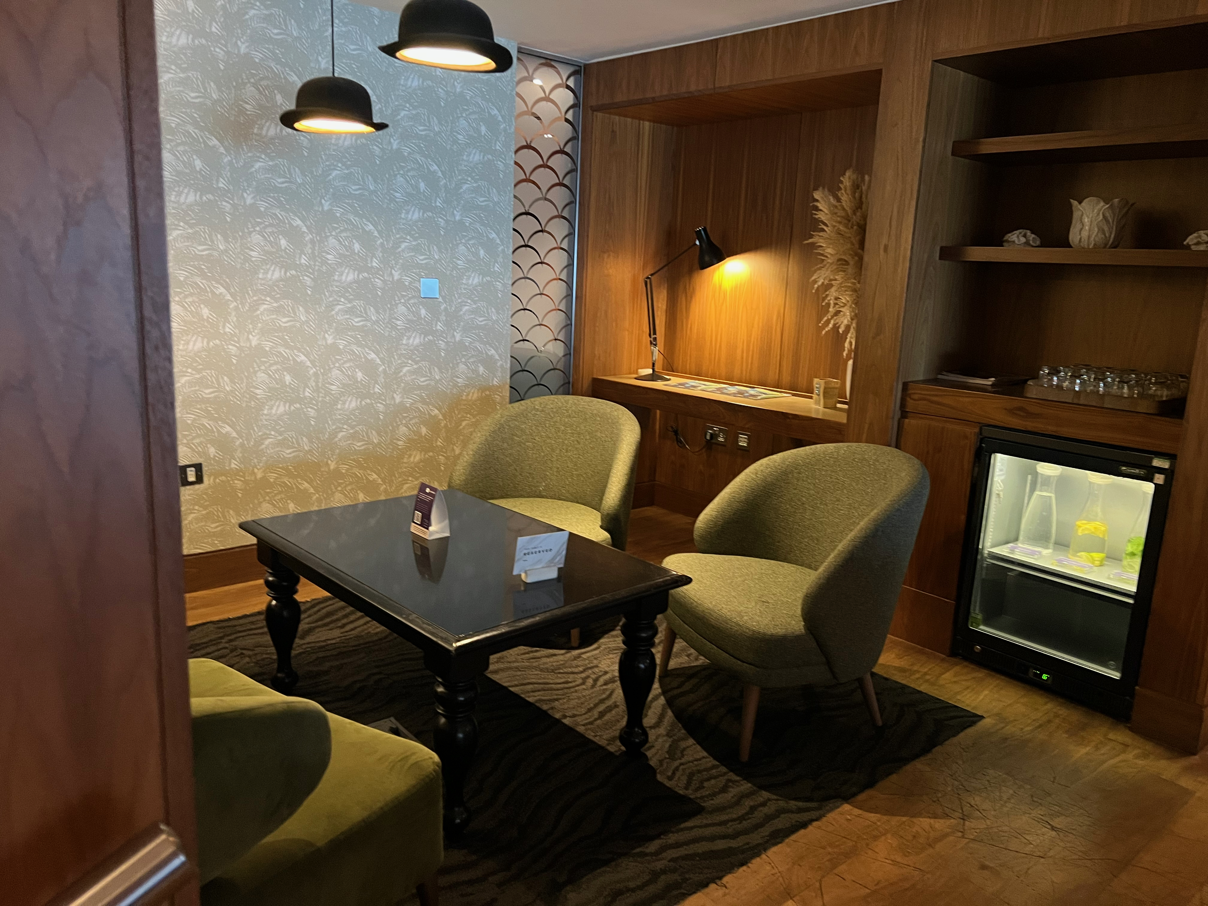 Small quieter seating nook inside the No1 Lounge